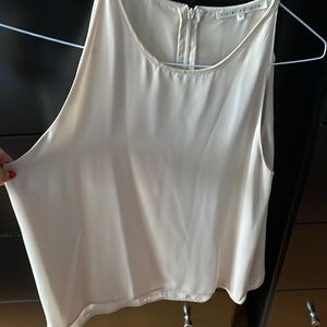 Medium blouse brand violet + Claire